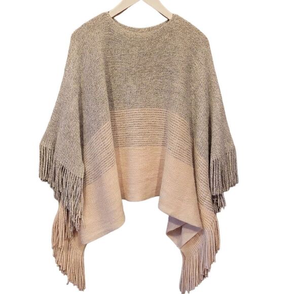NWOT GENTLE Fawn Tristan Sweater Poncho Fringe Grey Gray Cream OS - Picture 3 of 9